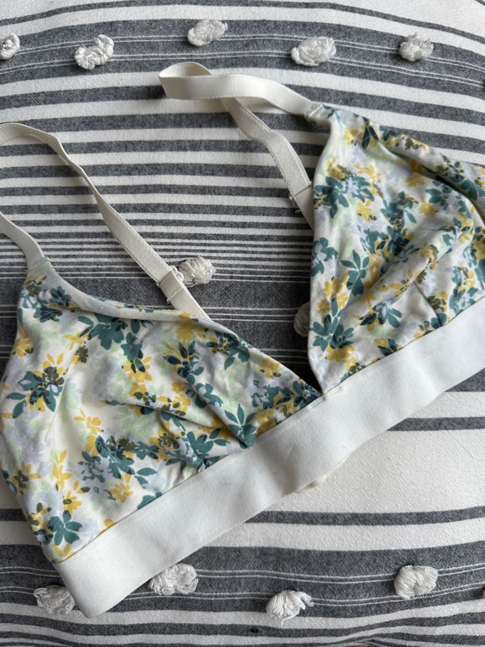 Old Navy Floral Wireless Bralette in White, Yellow & Teal